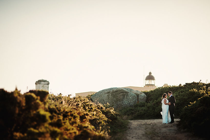 Sesión fotográfica de boda en el faro de Cabo Prior de Ferrol